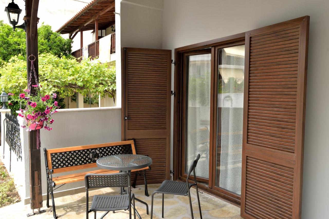 Suite Loft Apartment Konstantinidis Nea Poteidaia Exterior foto